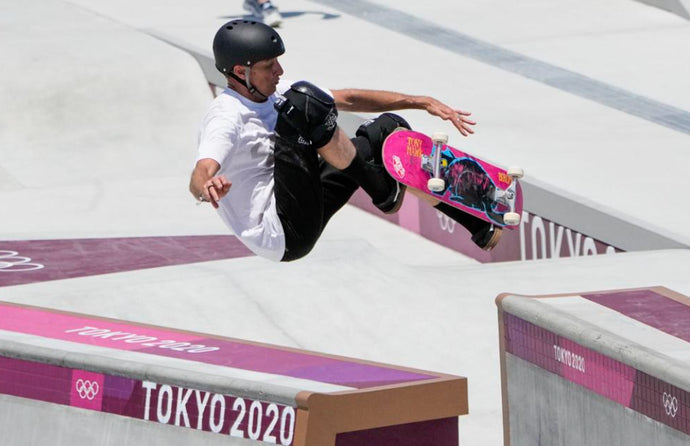 Tony Hawk Celebrates Son's Graduation in Colorado